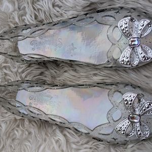 Authentic Disney Princesses Light Up Glitter Heels Size 2/3 NWOT